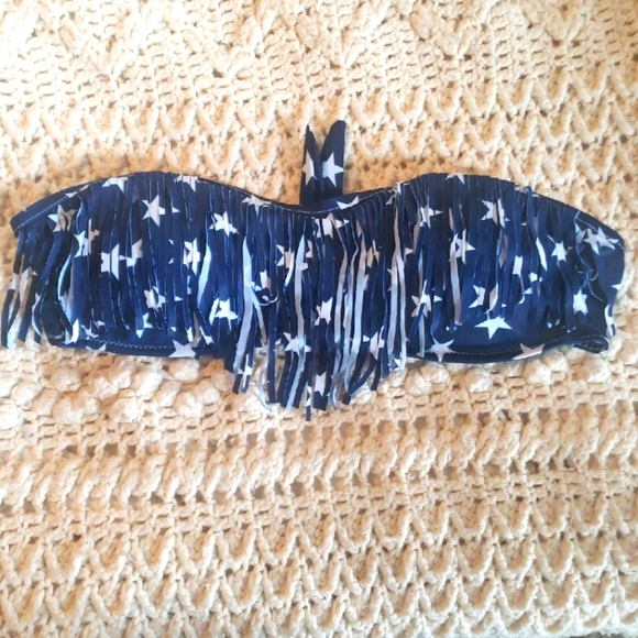 💙🩵💙 Fringe star bandeau tube style bikini top medium with flaw - Picture 1 of 5